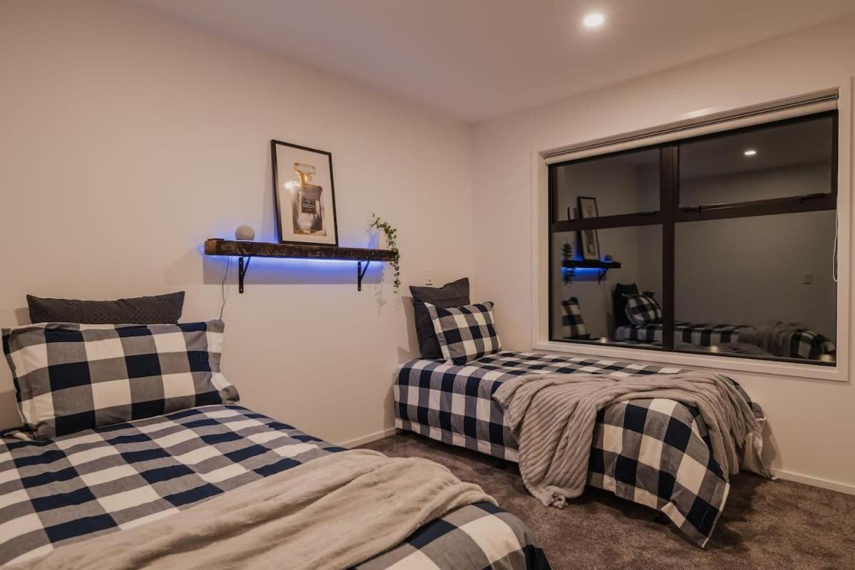 Casino Luxury Suite City Centre - Sleeps 5 基督城 外观 照片