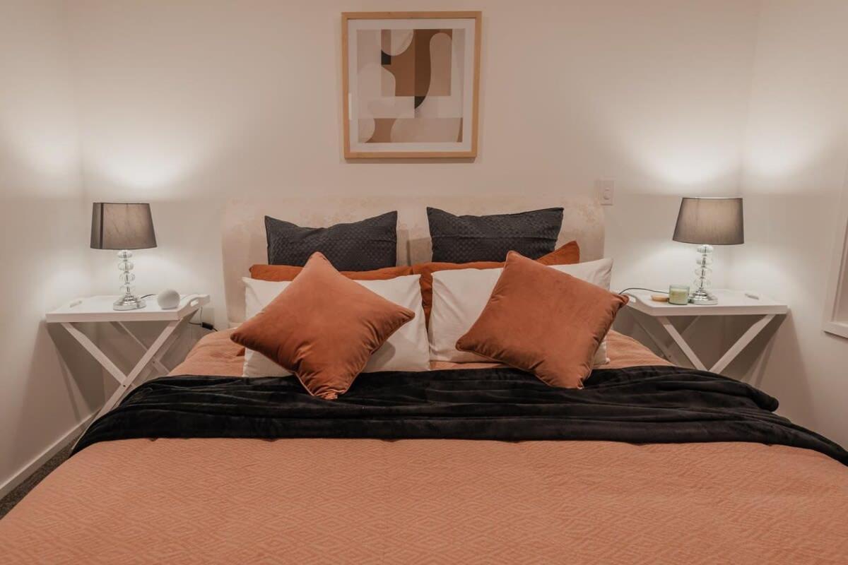 Casino Luxury Suite City Centre - Sleeps 5 基督城 外观 照片